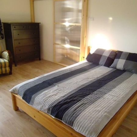 Aulich Apartman Мисколк Екстериор снимка