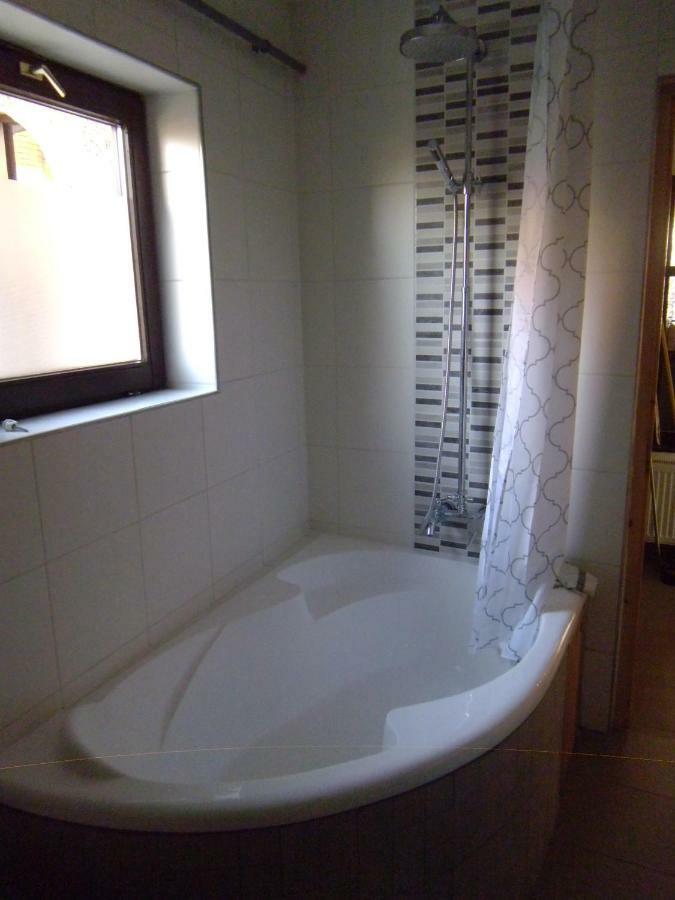 Aulich Apartman Мисколк Екстериор снимка