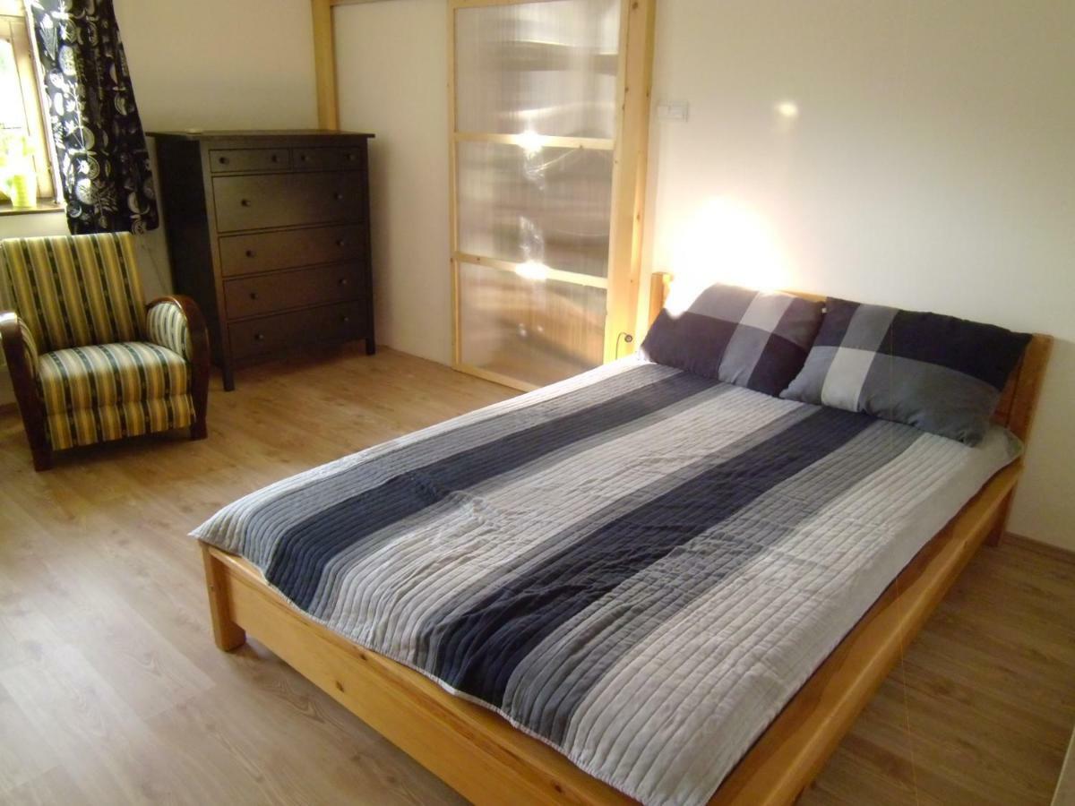 Aulich Apartman Мисколк Екстериор снимка